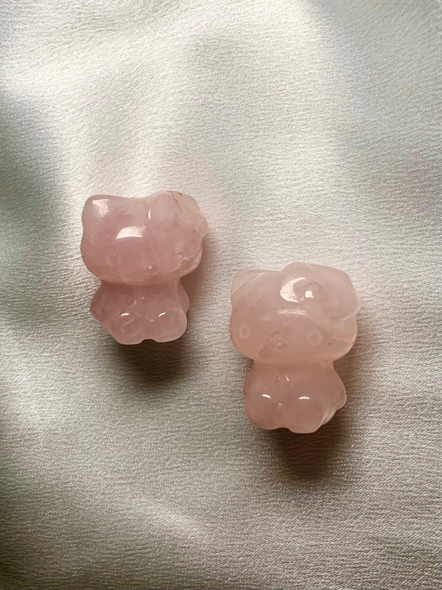 Rose Quartz Hello Kitty Carving